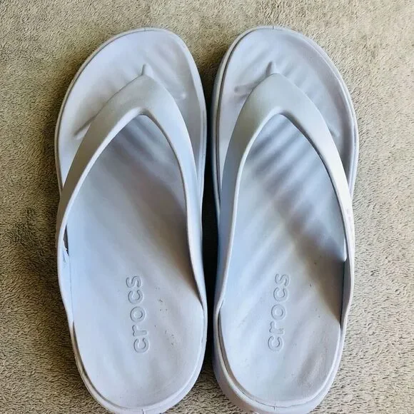 Crocs Women’s White Getaway Strappy Sandal Flip Flops - Picture 9 of 9